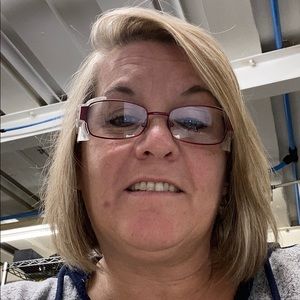 Meet your Posher, Shelly